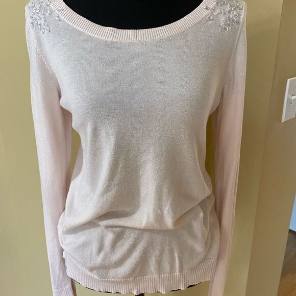 Smart set size small light pink long sleeve sweater with decorative bow in back - Picture 7 of 12